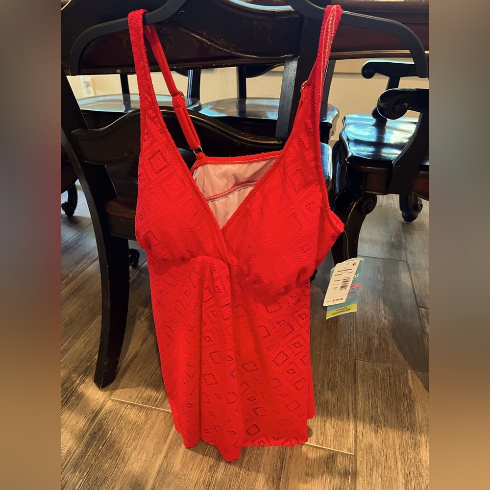 Macys One Piece swimsuit.  Never been worn tags still on it.